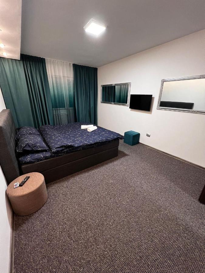 Central Studio 1 - Apartament 2 Camere デヴァ エクステリア 写真
